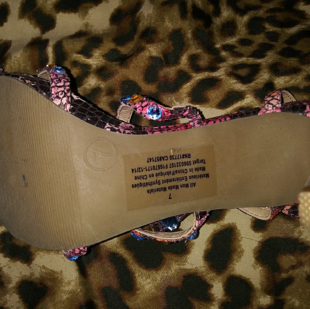 Pink Rhinestone High Heels 👠😍 - Picture 4 of 7